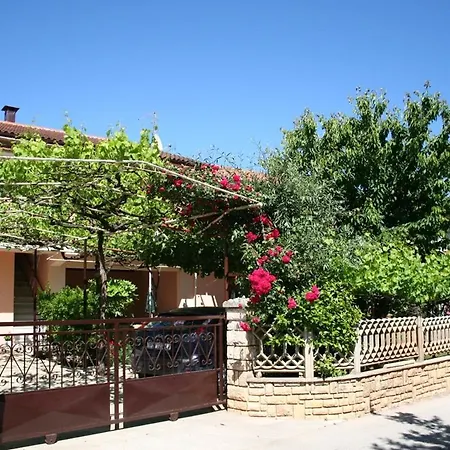 Apartman Ines *
